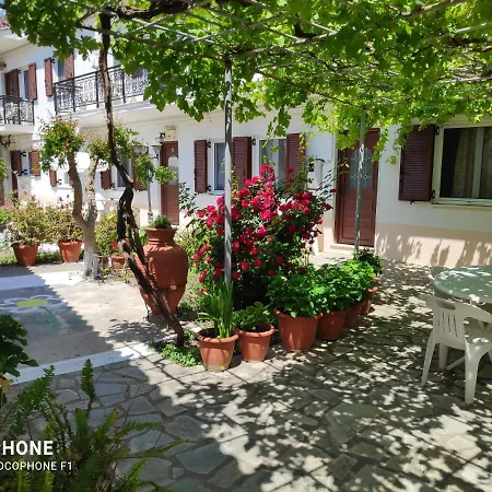 Katerina Apartments Kokkari Exterior photo