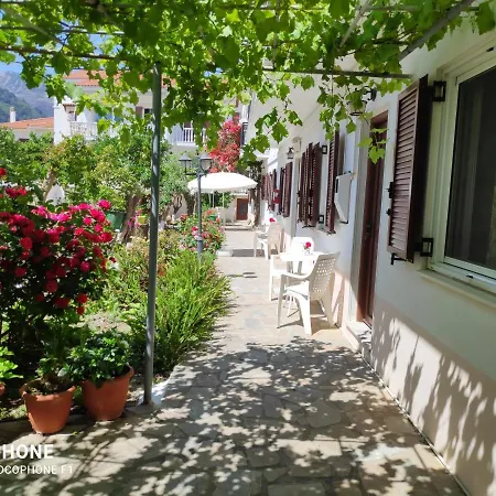 Katerina Apartments Kokkari Exterior photo